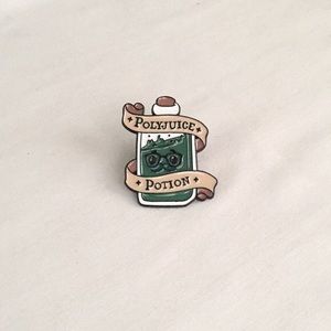 🍏50% OFF/3+...Polyjuice Potion Pin (Harry Potter)